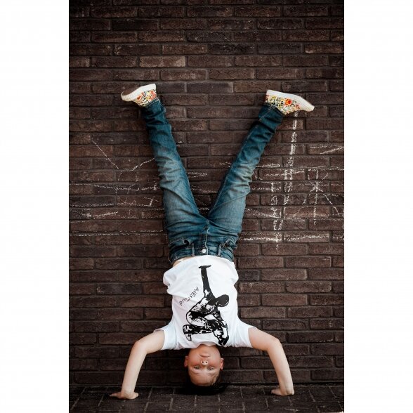 T-SHIRT FOR KIDS AND TEENAGERS BREAKDANCER, white 2